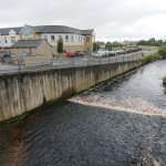 Sieht aus wie irischer Whiskey: Glentogher River in Carndonagh